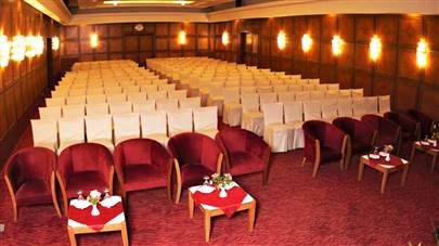 سالن همایش هتل پارس شیراز سالن همایش هتل پارس شیراز